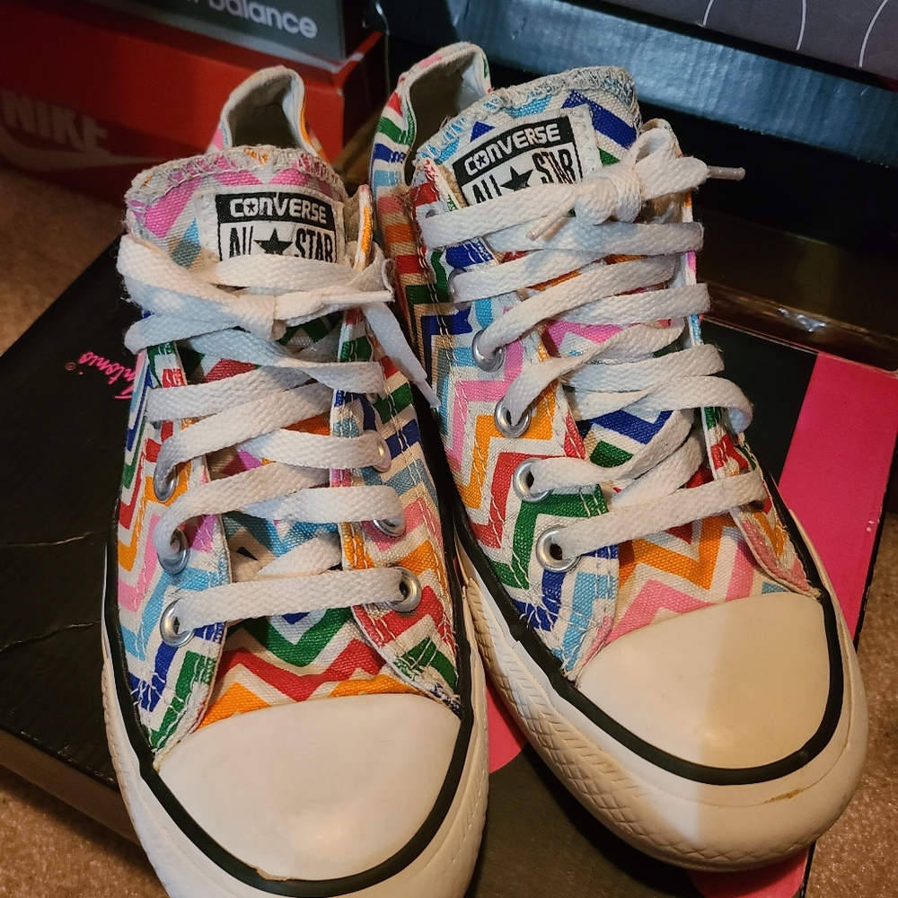 Zig Zag Top Converse
